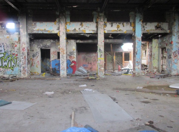 34 Existing view of former Quinta Club 3